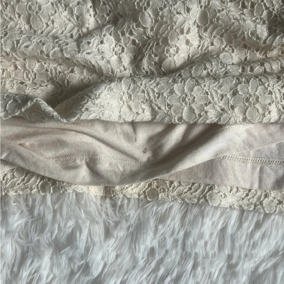 Juicy Couture Cream Lace Gold Button Shift Dress Size Medium - Picture 7 of 14